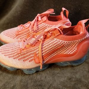 Womens nike vapormax flyknit '21 size 09.0